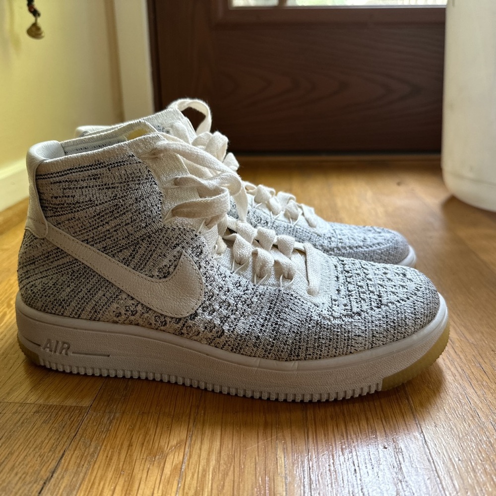 Nike high top sneakers